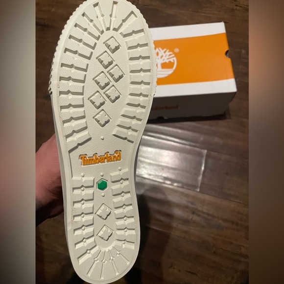 Timberland SKYLA BAY
6 IN BOOT
WHEAT NUBUCK - Picture 4 of 4